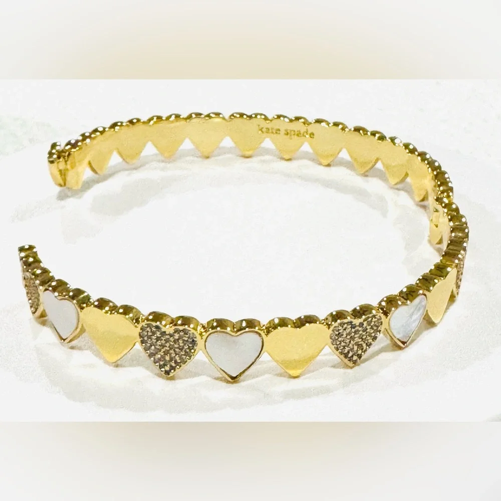 🩷 KATE SPADE Take Heart Hinged Bangle NEW 🩷 - Picture 7 of 8